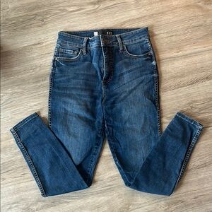 Kut from the Kloth Donna Ankle Skinny Jeans